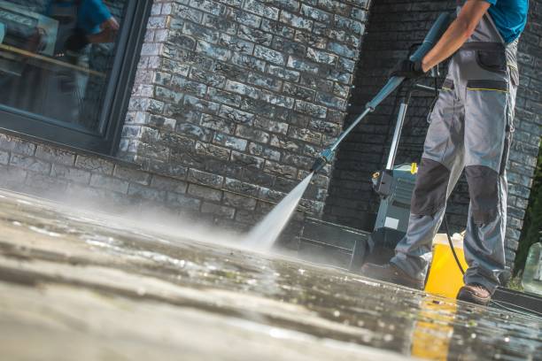 Best Pool Deck Cleaning  in Smithville Sanders, IN